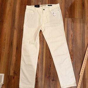 NWT Banana Republic Slim Stretch Traveler Pant - 33